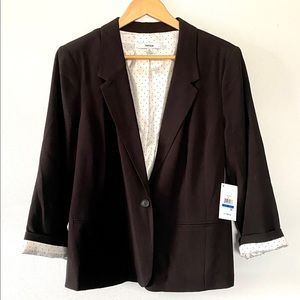 Black Kensie blazer. NWT.